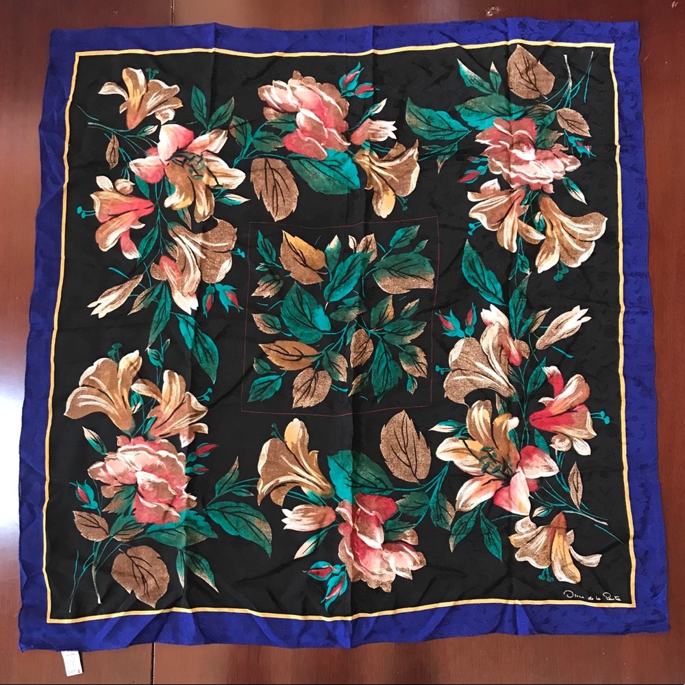 Vintage Oscar de la Renta Scarf